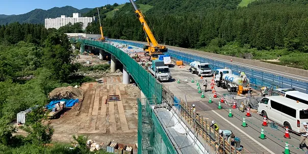 高速道路リニューアルについてページへの画像リンク